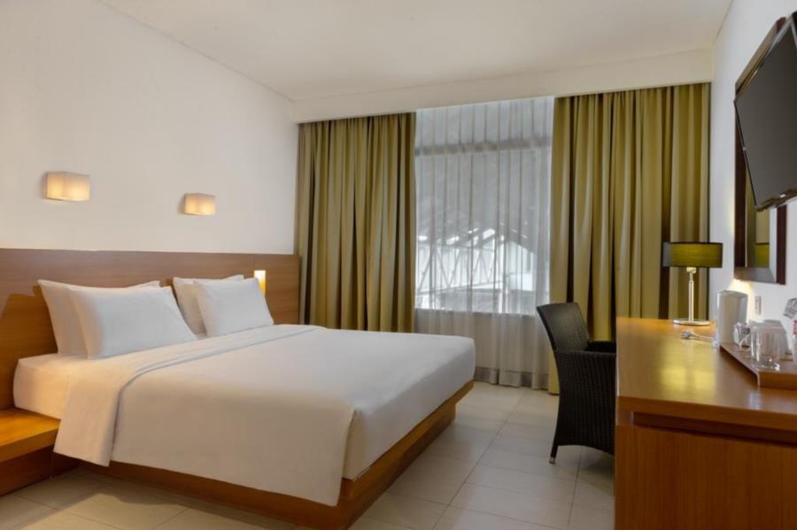Hotel Santika Pasir Koja Bandung Exterior foto