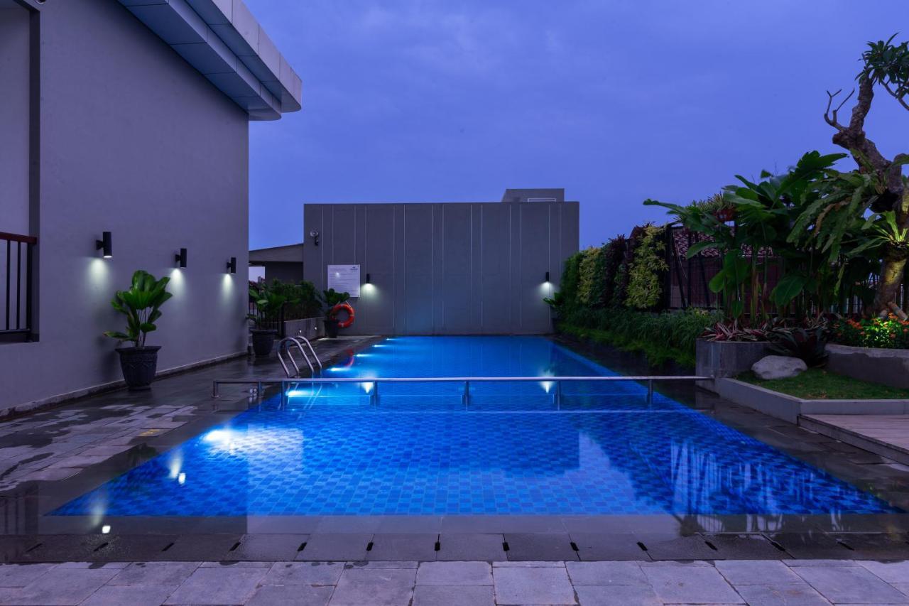 Hotel Santika Pasir Koja Bandung Exterior foto